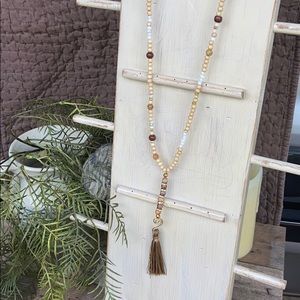 Simple Back to Nature Necklace